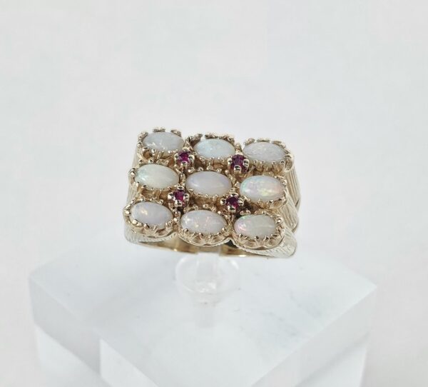10k Yellow Gold 1.35ctw Opal Cluster Signet Style Band Ring 5.5'' - Image 5