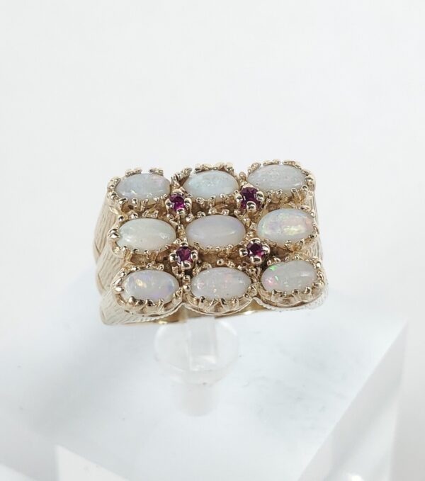 10k Yellow Gold 1.35ctw Opal Cluster Signet Style Band Ring 5.5'' - Image 6