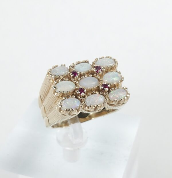 10k Yellow Gold 1.35ctw Opal Cluster Signet Style Band Ring 5.5'' - Image 7
