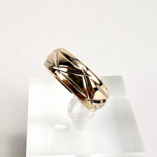 14k Yellow Gold 7mm Quilted Textured Ring Band 7'' - Image 3