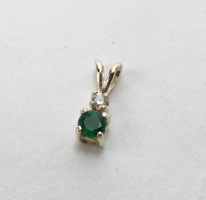 14k Yellow Gold Green Stone Cubic Zirconia Drop Pendant 1/2''