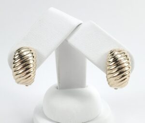 14k Yellow Gold Ribbed Shrimp Leverback Half Huggie Earrings 3/4''