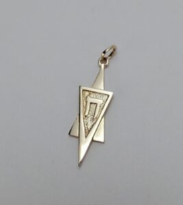 14k Yellow Gold Textured Star of David Magen David Chet Chai Drop Pendant 1 3/8'
