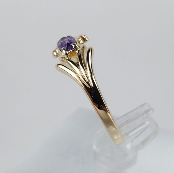18k Yellow Gold .25ct Oval Cut Purple Sapphire Unique Ring Band Ring 8.5'' - Image 6