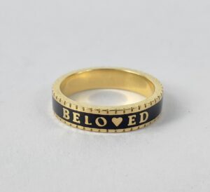 Beloved Fine Jewelry 18k Yellow Gold Grandma Love Enamel 4mm Band Ring 4.75''