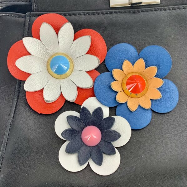 Fendi Flower Peekaboo Bag Entropy Authenticated - Image 4