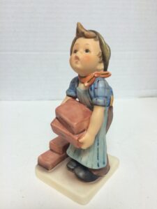 Hummel Goebel Figurine "The Builder"
