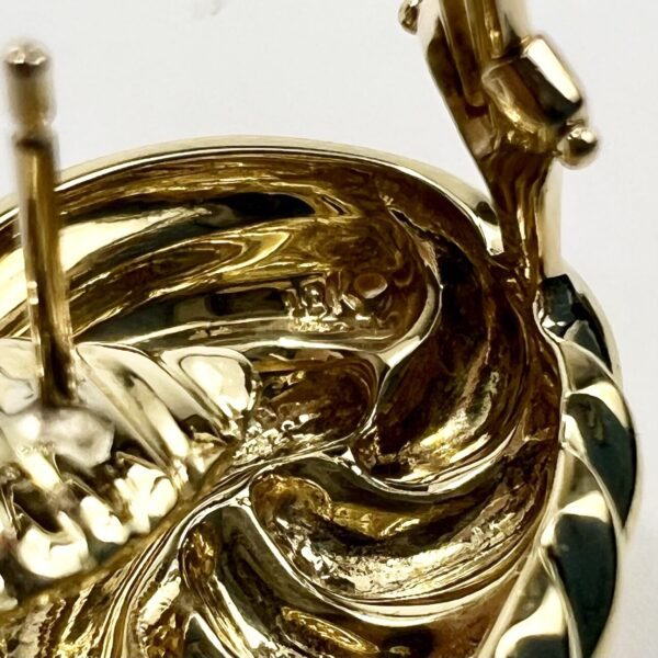 Vintage 18k Yellow Gold Ribbed Wave Omega Back Earrings - Image 11