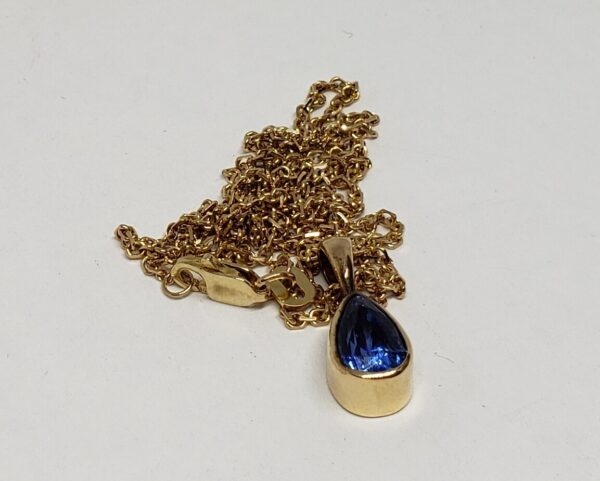 14k Yellow Gold 1.55ct Bezel Set Blue Sapphire Solitaire Pendant Necklace - Image 8