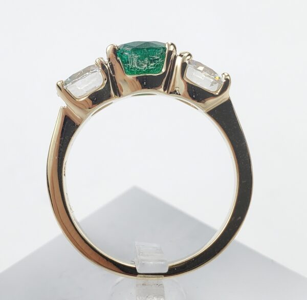 14k Yellow Gold Diamond Simulant Green Quenched Quartz Three Stone Ring 6.5'' - Image 7