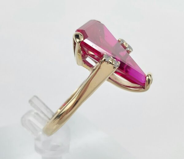 14k Yellow Gold Kite Triangle Shape Lab Grown Unique Ruby Cocktail Ring 9'' - Image 5