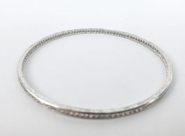 18k White Gold 1.95ctw Engraved Round Brilliant Diamond Tennis Bangle Bracelet - Image 11