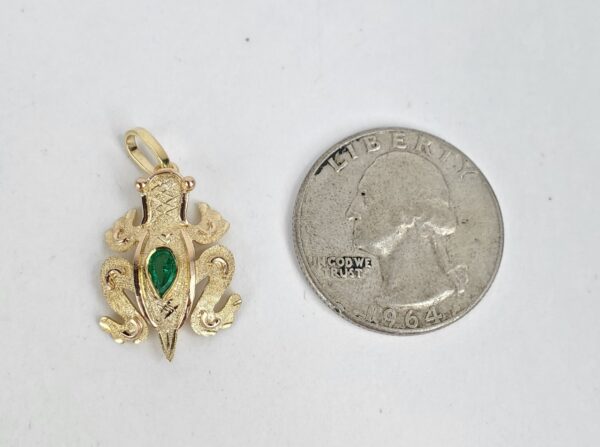 18k Yellow Gold .15ctw Natural Pear Shape Emerald Frop Drop Pendant 1 1/8'' - Image 7