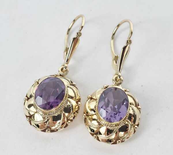 18k Yellow Gold 6.25ctw Lab Grown Color Changing Sapphire Drop Dangle Earrings