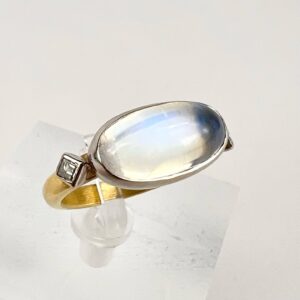 Lika Behar 22k/18k Multi Tone Gold Oval Blue Moonstone & Diamond Moondance Ring