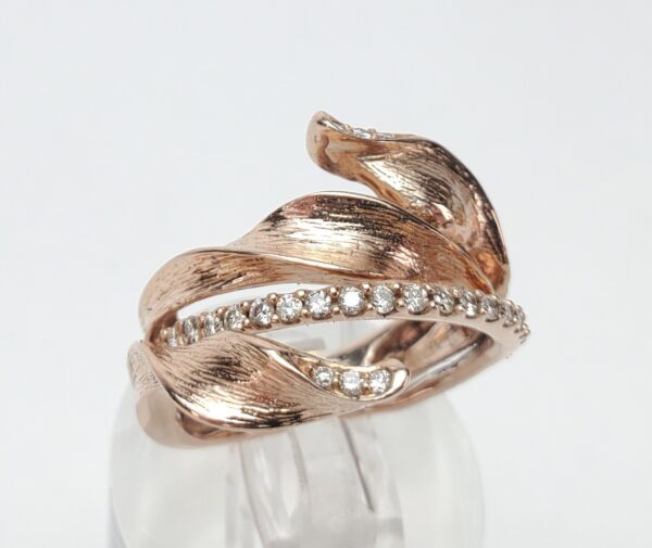 14k Rose Gold .38ctw Diamond Textured Leaf Roman Style Band Ring 6.75'' - Image 4