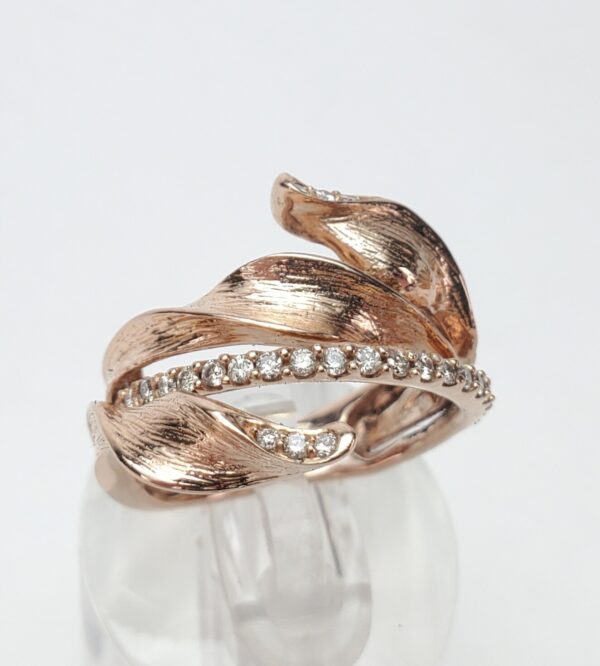 14k Rose Gold .38ctw Diamond Textured Leaf Roman Style Band Ring 6.75'' - Image 5