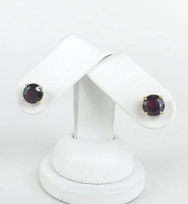 14k Yellow Gold 4ctw Natural Round Brilliant Garnet Stud Earrings - Image 4