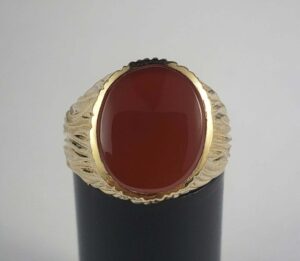 14k Yellow Gold Carnelian / Sard Dark Red Agate Chalcedony Signet Solitaire Ring
