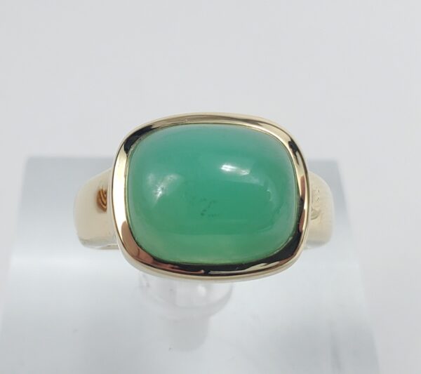 14k Yellow Gold Nabco Chrysoprase Cabochon Solitaire Cocktail Ring 5'' - Image 3