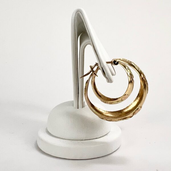 14k Multi-Tone Gold Textured Hoop Earrings - Image 5