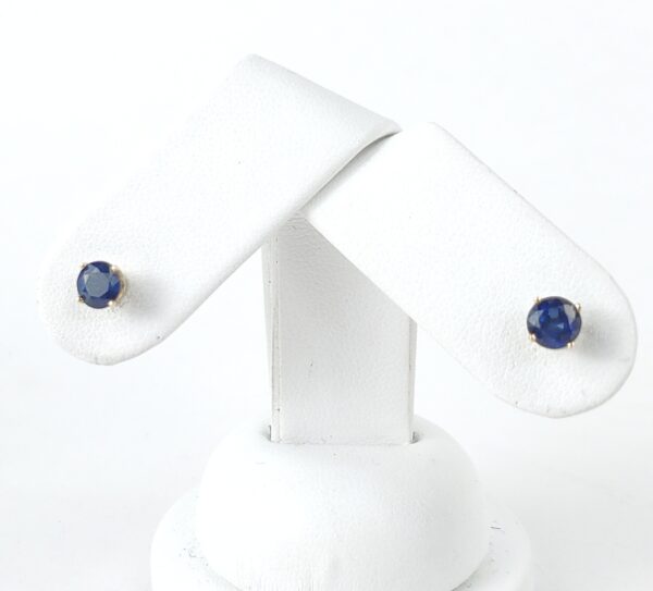14k Yellow Gold 1.30ctw Round Brilliant Natural Blue Sapphire Stud Earrings