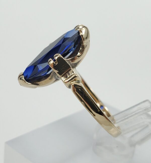 14k Yellow Gold 2.50ctw Lab Grown Marquise Cut Blue Sapphire Solitaire Ring - Image 6