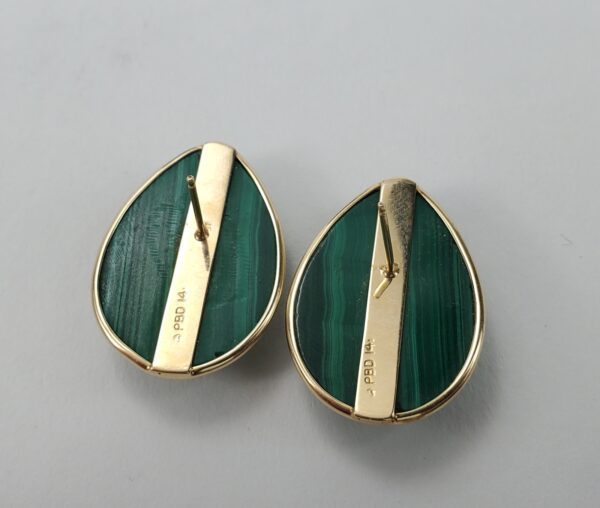 14k Yellow Gold 50.00ctw Bezel Set Malachite Pear Shape Cabochon Stud Earrings - Image 6
