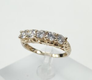 14k Yellow Gold 5mm 5 Stone Leaf Pattern Filigree Band Ring 7''