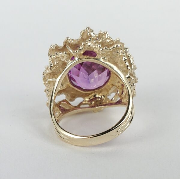 14k Yellow Gold Lab Grown Color Change Sapphire Solitaire Coral Cocktail Ring - Image 9