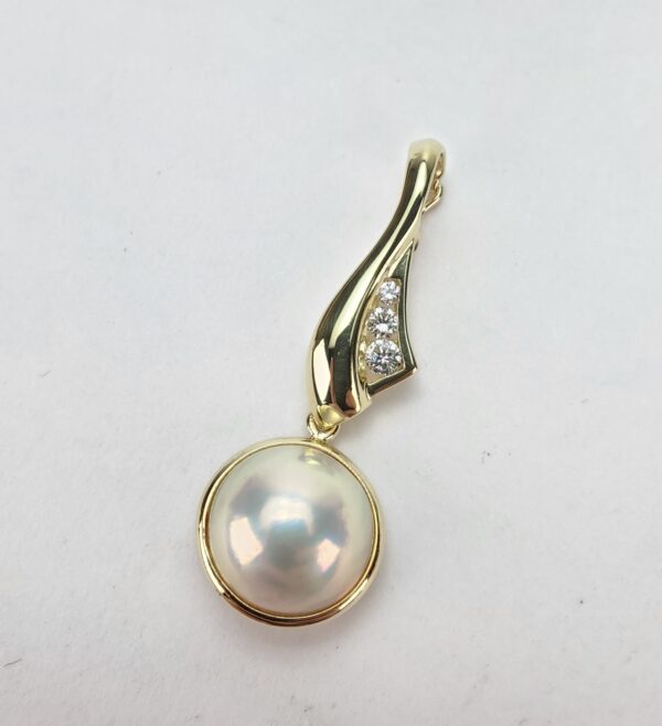 18k Yellow Gold Diamond Mabe Pearl Unique Slider Enhancer Drop Pendant 1 3/4'' - Image 3