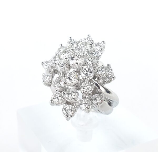 900 Platinum 3.64ct Round Diamond Large Cluster Ladies Cocktail Ring 4.25'' - Image 6