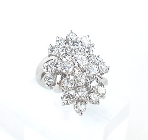 900 Platinum 3.64ct Round Diamond Large Cluster Ladies Cocktail Ring 4.25'' - Image 7