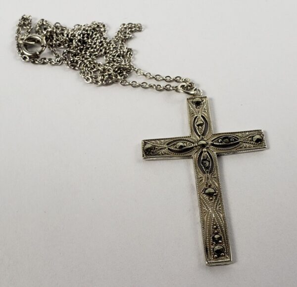 925 Sterling Silver Marcasite Cross Crucifix Open Granulated Necklace Pendant - Image 3
