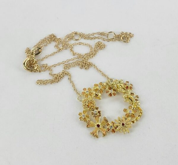 Alberian & Aulde 18k Yellow Gold Enamel Flower Reed Circle Pendant Necklace - Image 5