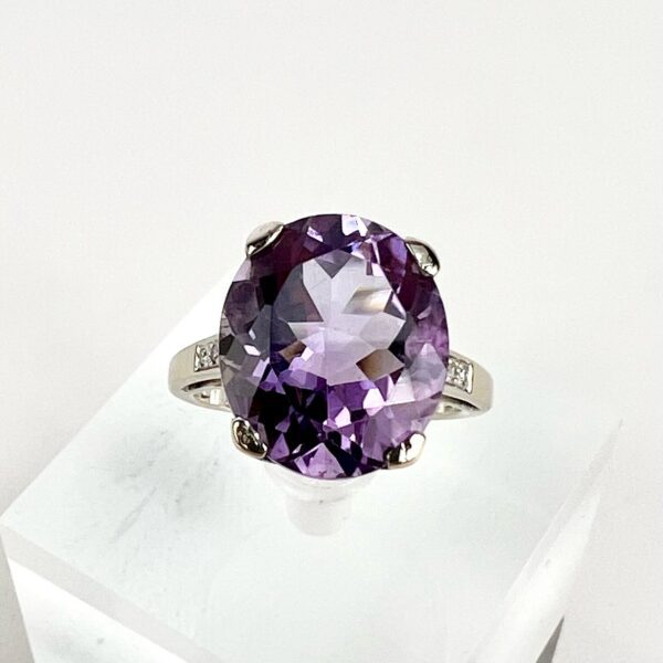 Mauboussin 18k White Gold "My Lovely Babe" Amethyst & Diamond Ring 6'' - Image 5