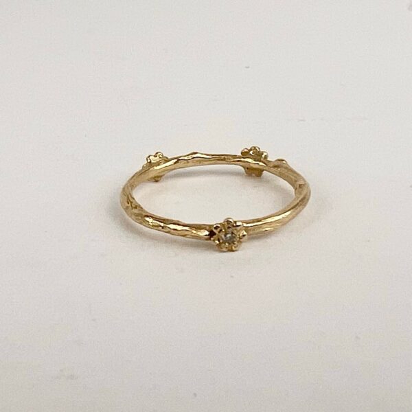 Sofia Kaman 14k Yellow Gold 3 Diamond Daisy Twig Texture Stacking Ring 7'' - Image 7