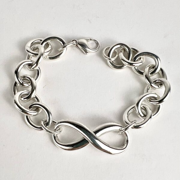 Tiffany & Co. Large Link Infinity Bracelet 7.5'' - Image 4