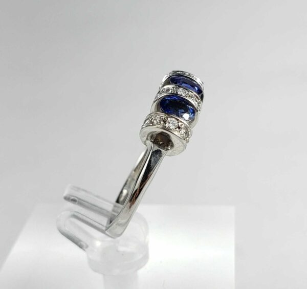 Vintage 18k White Gold 1.20ctw .90ct Natural Blue Sapphire .30ct Diamond Ring - Image 5