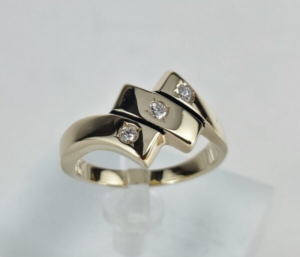 10k Yellow Gold Diamond Curved Stepped Segmented Bypass Band Ring 7'' - Image 3