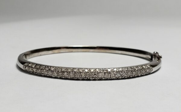 14k White Gold 1.14ctw G/H VS/SI Pave Diamond Hinged Bangle Cuff Bracelet - Image 4