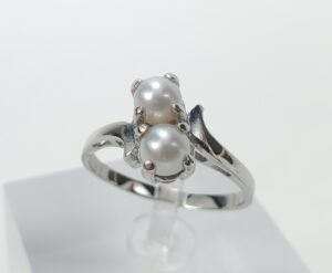 14k White Gold 4.8mm Twin Dual 2 Pearl Bypass Style Band Ring 7.5''