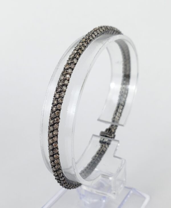 Yvel 18k White Gold Black Rhodium 5.40ct 3-Row Diamond Tennis Bracelet 7'' - Image 6