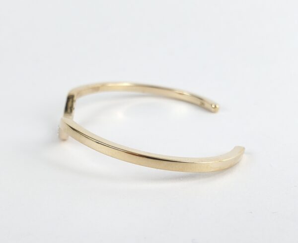 14k Yellow Gold .20ct Diamond Curved Square Wire Cuff Bangle Bracelet 5 7/8'' - Image 6