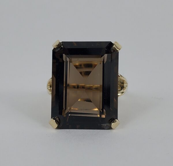 14k Yellow Gold 20ctw Emerald Cut Smoky Quartz Solitaire Cocktail Ring 7.75'' - Image 3