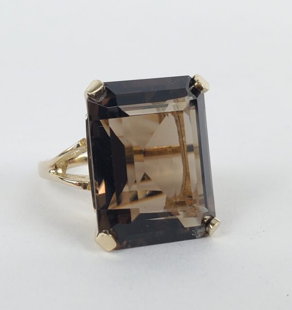 14k Yellow Gold 20ctw Emerald Cut Smoky Quartz Solitaire Cocktail Ring 7.75'' - Image 4