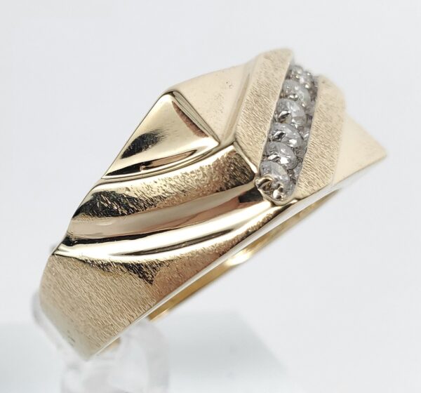 14k Yellow Gold .27c Diamond Rectangular Stone Bark Finish Mens Band Ring 10.5'' - Image 5