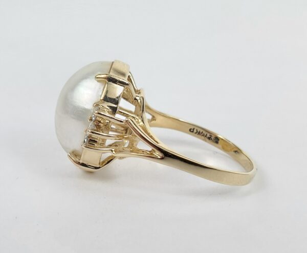 14k Yellow Gold Oval Mabe Pearl Natural Diamond Cocktail Ring 7.75'' - Image 6