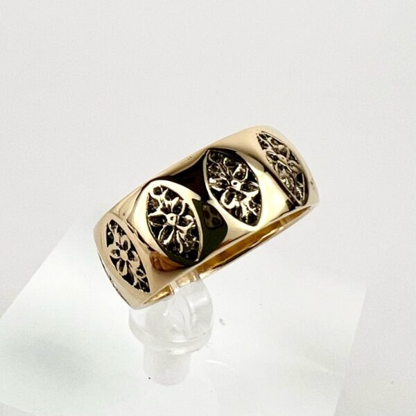 14k Yellow Gold Vintage Columbia 8mm Flower Wide Band Ring Size 6.75 - Image 6