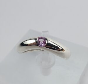 925 Sterling Silver .17ctw Pink Sapphire Twisted Solitaire Band Ring 5''